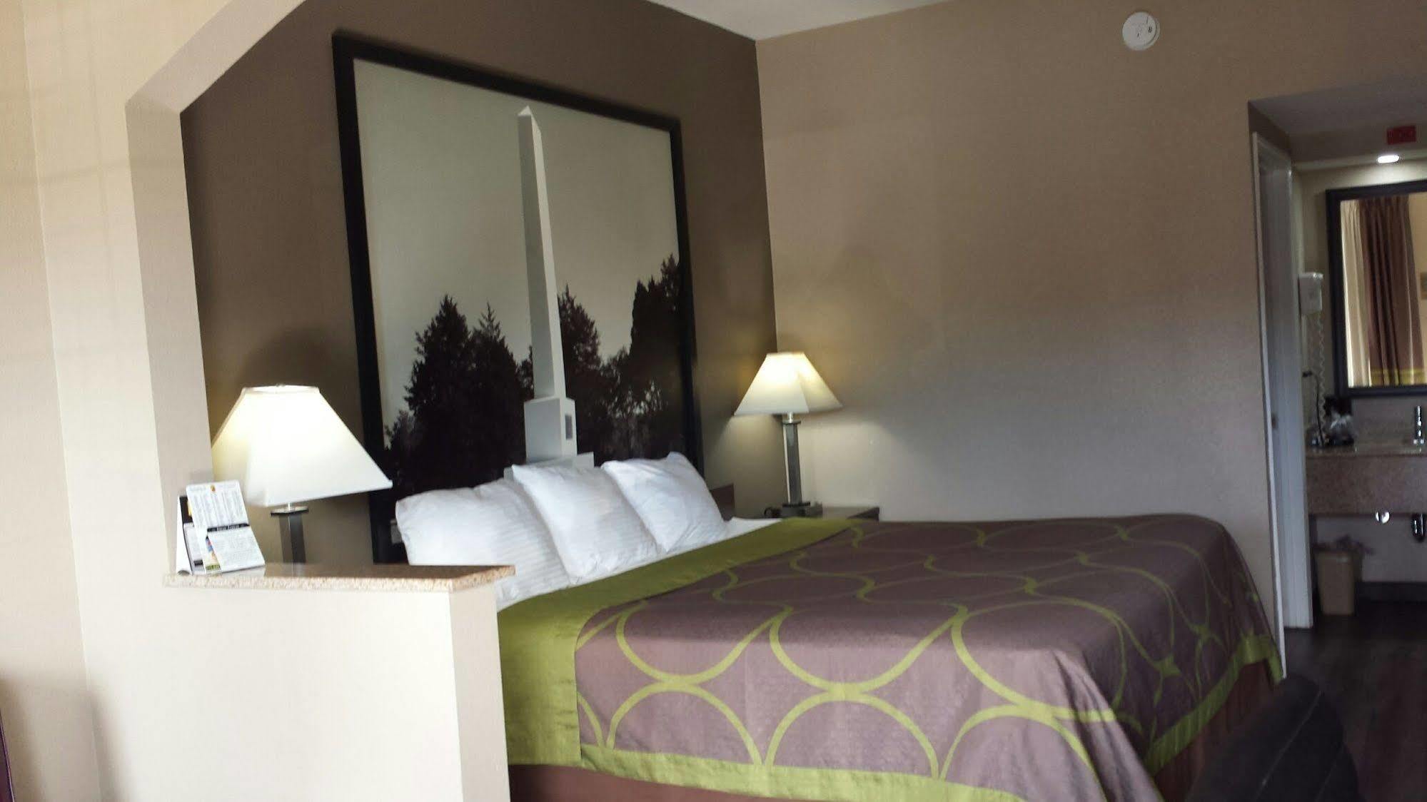 Super 8 By Wyndham Murfreesboro Eksteriør billede